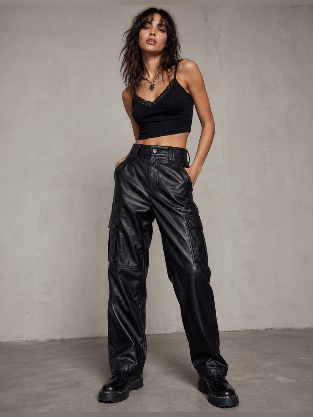 American Eagle Black Stretch High Waist Vegan Leather Straight Cargo Pant Size 4